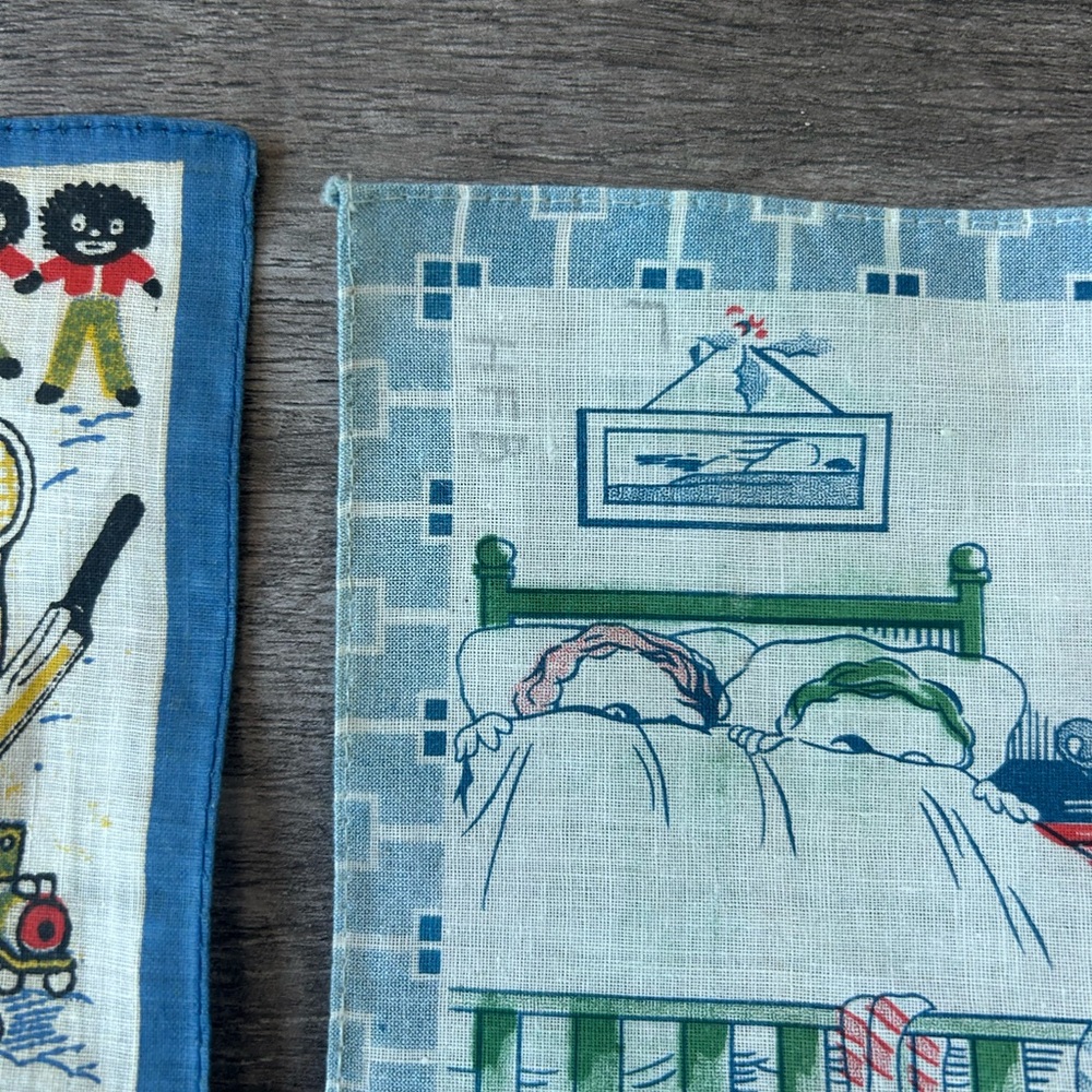 Vintage Festive Christmas Handkerchief Duo - Picture 4 of 7